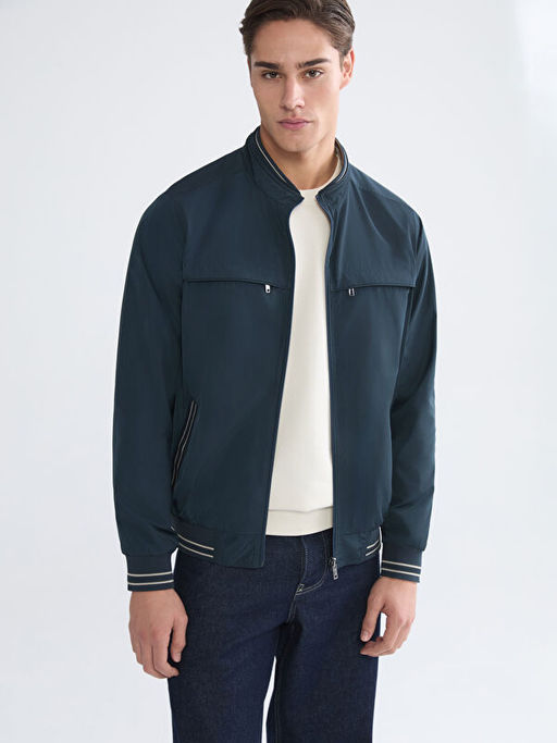 Standart Kal?p Dik Yaka Erkek Mont