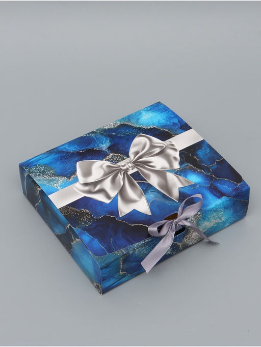 Цена за 2 шт. Коробка складная «Серебряный бант», 20×18×5 см