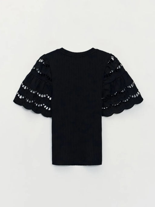 Приталенная футболка с шитьем на рукавах ZR2605023419-50 / Zarina