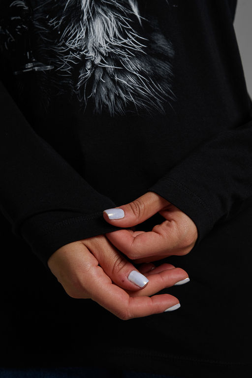 8541 Футболка с длинным рукавом женская