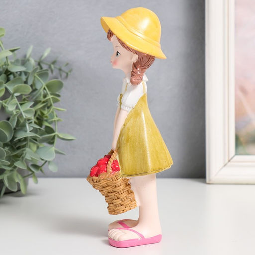 Цена за 2 шт. Фигурка полистоун «Мальчик. Девочка с фруктовой корзинкой», 6×6×20 см, МИКС
