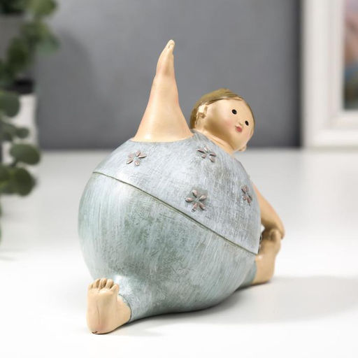 Фигурка полистоун «Пышечка: растяжка», 12×8.5×13 см