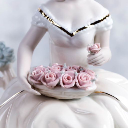 Статуэтка Дама с цветами 23 см / HP3156 /уп 18/ - Галеонтрейд фото 8