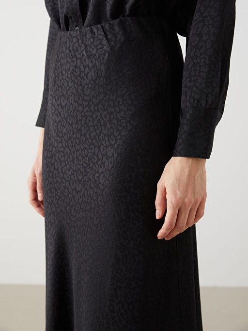 Beli Lastikli Desenli Saten Kad?n Etek