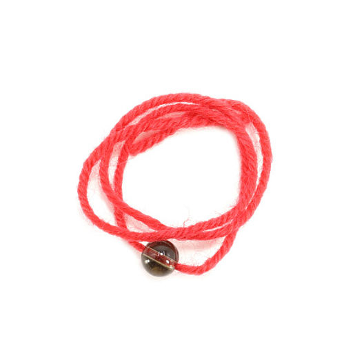 Браслет красная шерстяная нить с камнем Раухтопаз камень способный материализовать желания и мечты - Сандаловый дом фото 2
