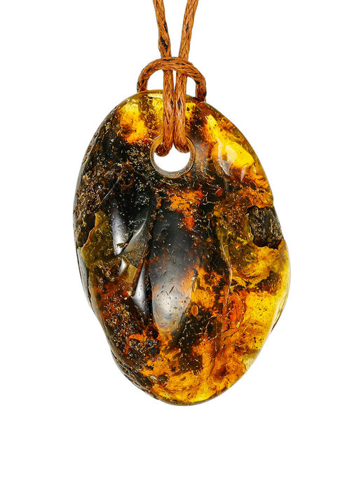 Янтарная подвеска с природной текстурой