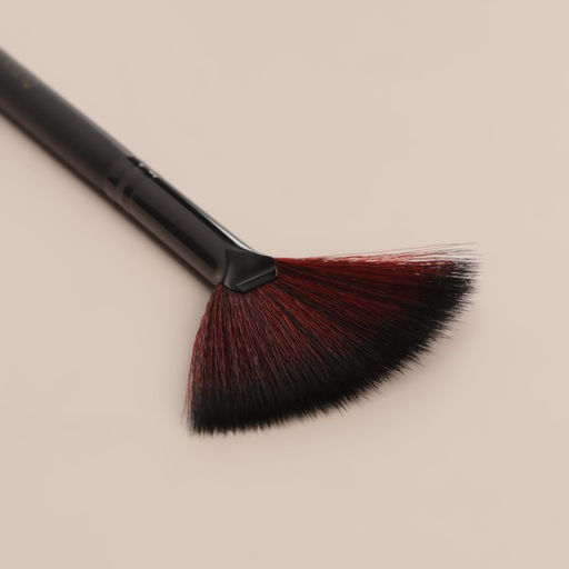 Кисть для макияжа, веерная, 16,5 (+/- 1) см, цвет чёрный - Queen fair фото 4