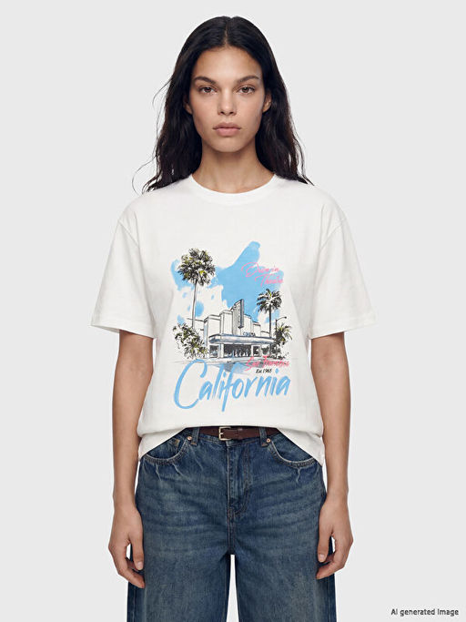 Bisiklet Yaka California Bask?l? Kad?n Ti??rt