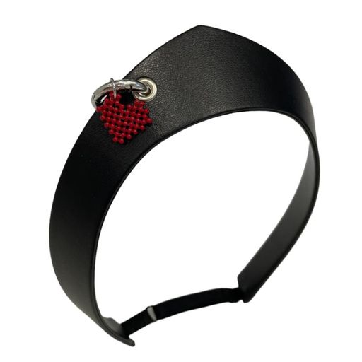 Кокошник кожаный mini с пирсингом и подвеской "сердце"