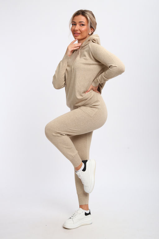 Костюм вязаный теплый с брюками и кофтой #6