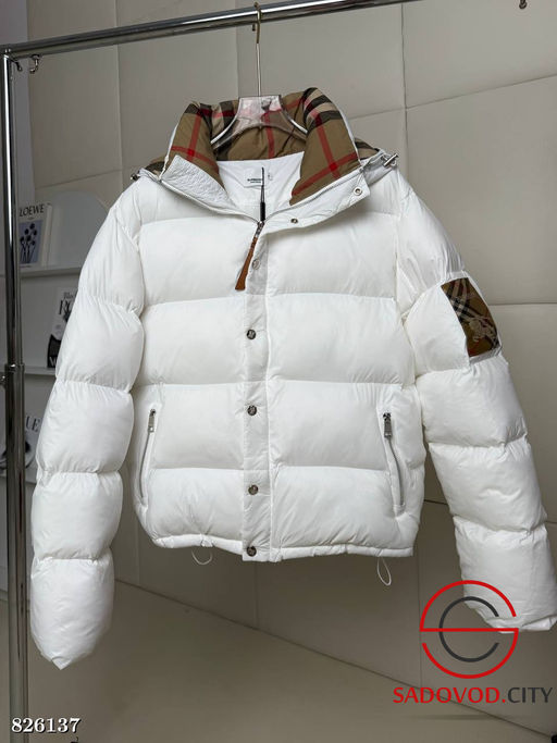 Куртка женская с капюшоном