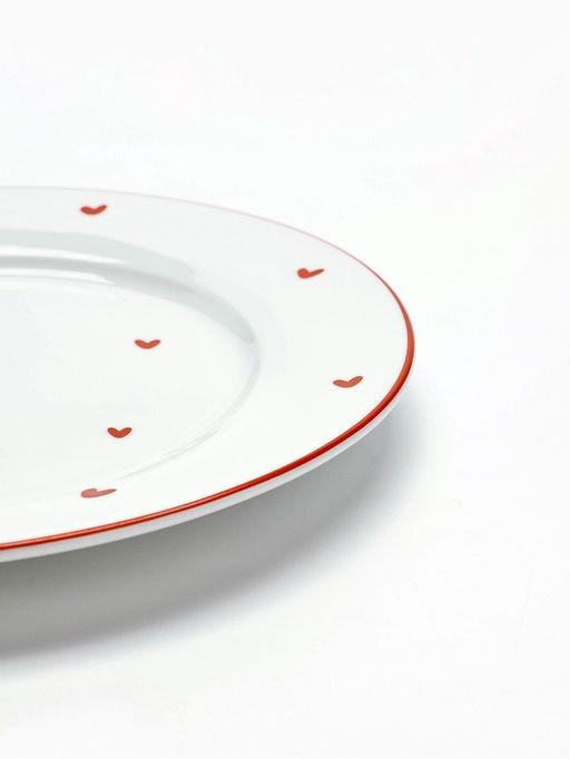 Тарелка плоская керамическая Любовь в деталях, d=20 см, ручная работа