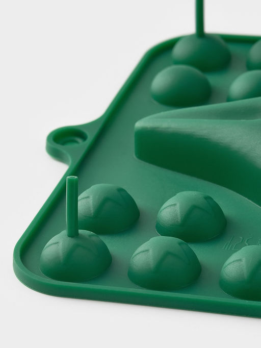 Форма для выпечки новогодняя Доляна «Ёлка с шарами», 21.5×14×2.5 см, силикон, зелёная