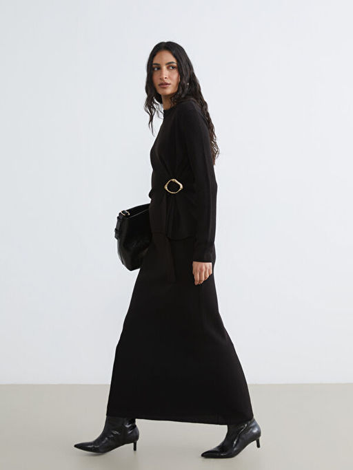 Bisiklet Yaka Metal Aplikeli Kad?n Triko Kazak