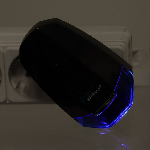 Отпугиватель насекомых и грызунов LRI-54, ультразвуковой, 120 м², от сети, чёрный