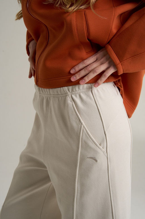 Брюки трикотажные Бежевый ICONIC Knit Track Pants - Anta фото 10