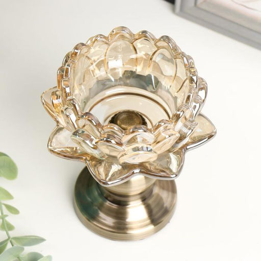 Подсвечник на 1 свечу «Лотос», на ножке, карамель, 12.5×12×12 см