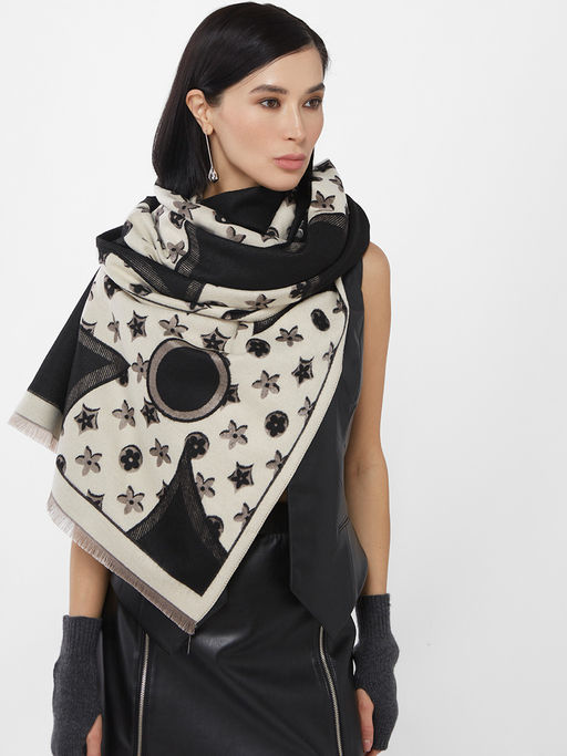 в составе ШЕРСТЬ и КАШЕМИР Большой, мягкий, теплый двусторонний палантин с принтом. - Tantino фото 7