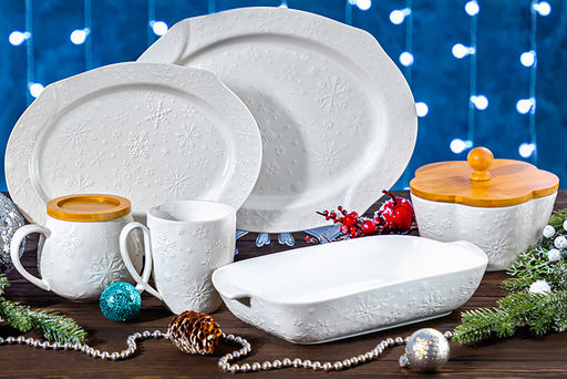 Менажница 25*25*6 см Снежинки крутящ. 4 секции на дерев. подставке - Elan gallery фото 17