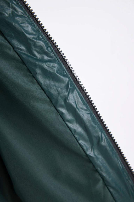 Водоотталкивающий пуховик с капюшоном и карманами на молнии для мальчиков - Defacto фото 9