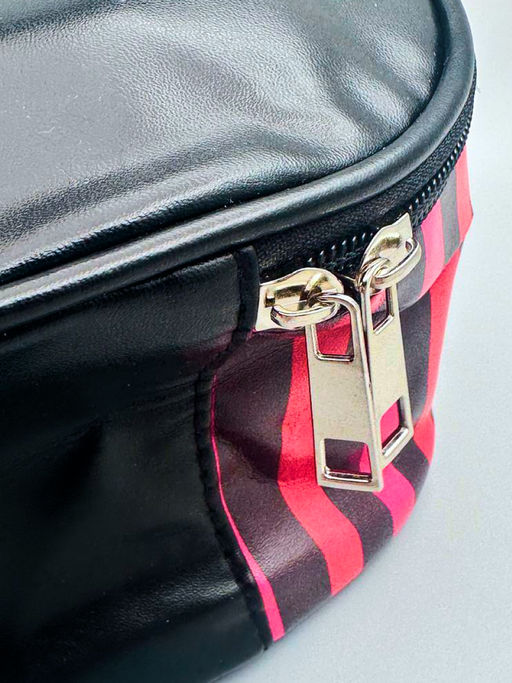 Sunflower Косметичка-чемоданчик 2112 ZP, черно-розовый