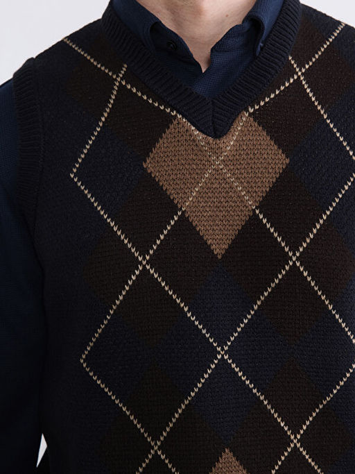 V Yaka Baklava Desenli Erkek Triko Kazak