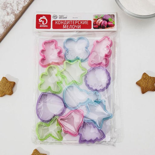 Формы для печенья новогодние Доляна Праздник, набор 12 шт., пластик, МИКС