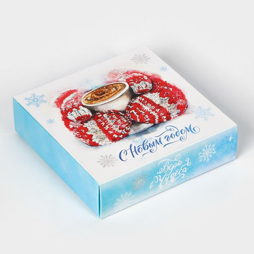Коробка под 9 конфет «Снежинки», 13.7×13.7×3.5 см, кондитерская упаковка