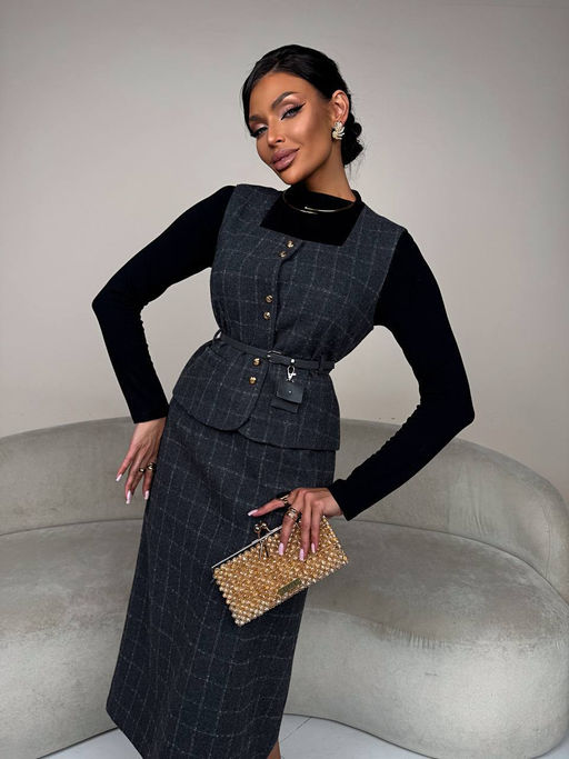 Костюм тройка