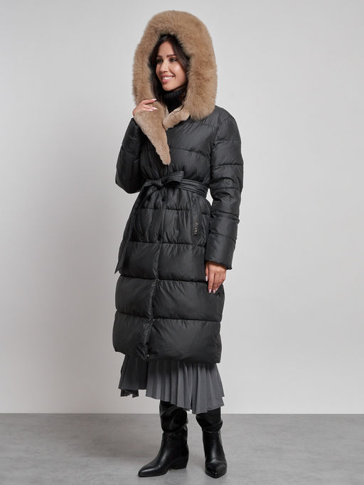 Пальто утепленное с капюшоном и мехом зимнее женское черного цвета 133203Ch - Visdeer фото 19