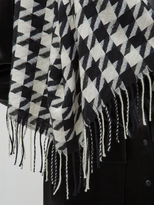 В составе шерсть. Большой теплый двусторонний палантин - Tantino фото 8