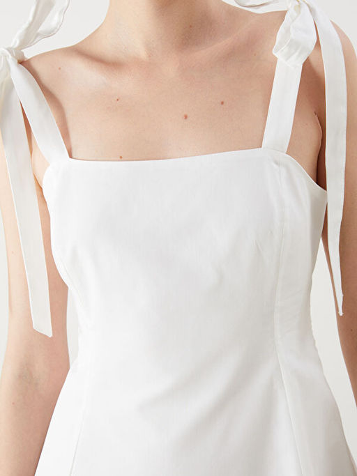 Kare Yaka Mini Elbise