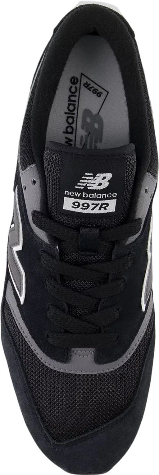 Кроссовки взрослые