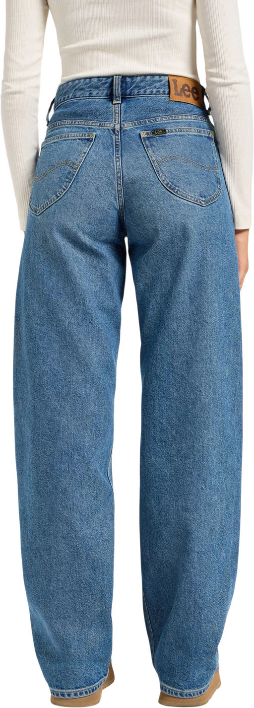 Джинсы женские