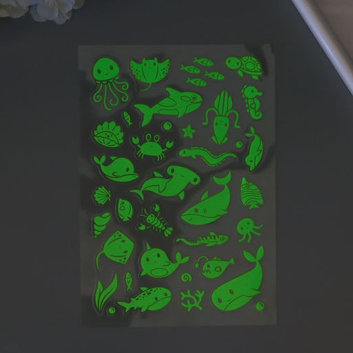 Наклейка фосфорная «Морские жители», 27×15.5 см, МИКС