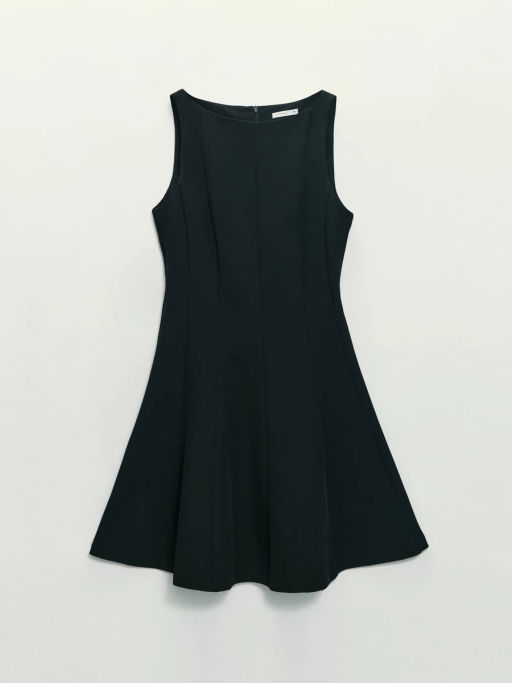 Платье мини приталенного силуэта / Zarina