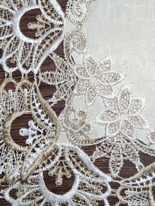 Салфетка кружевная на стол 35*42