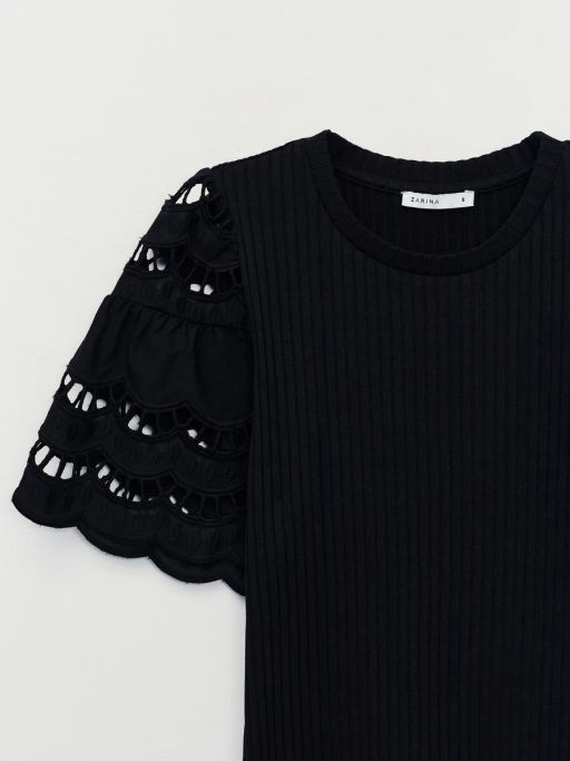 Приталенная футболка с шитьем на рукавах ZR2605023419-50 / Zarina