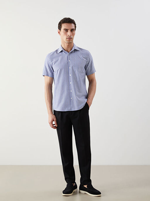 Regular Fit K?sa Kollu ?izgili Erkek G?mlek