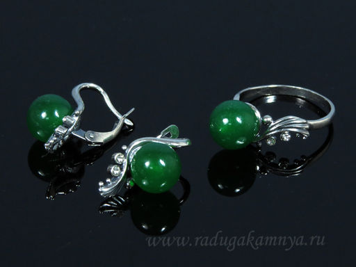 Кольцо Серьги с кварцем ( имитация хризопраза ) размер 18