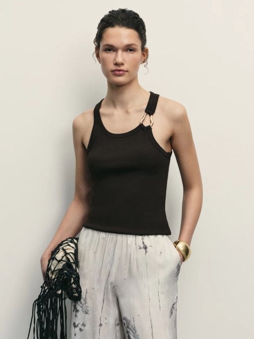 Топ с декоративным элементом / Zarina  фото 8