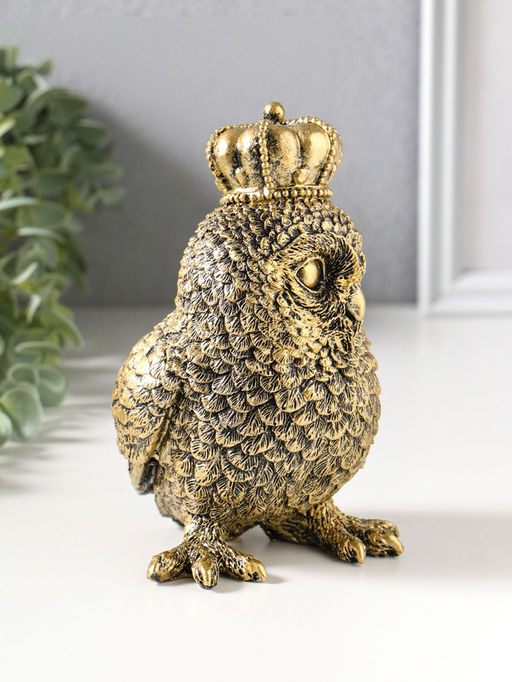Сувенир полистоун "Золотая сова в короне" 10х10х16 см