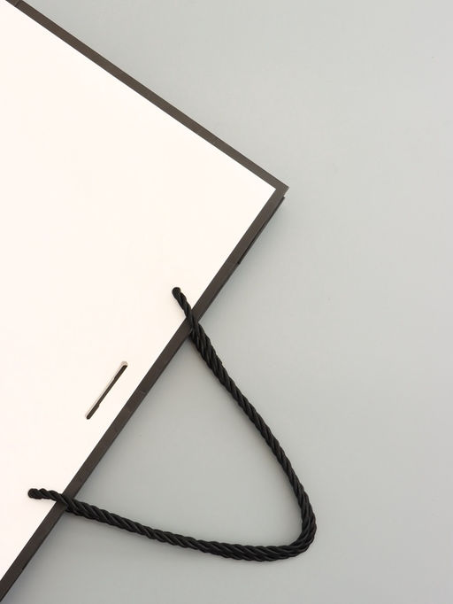 Пакет подарочный, белый, с бантом, 32 х 25 х 11 см