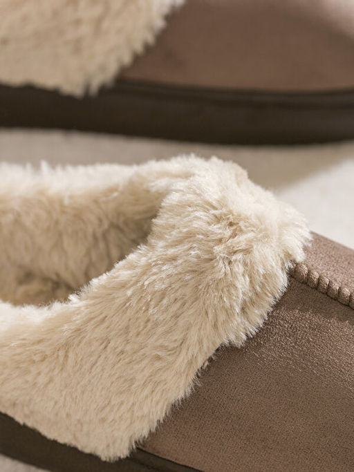 S?et G?r?n?ml? Kad?n Ev Terli?i