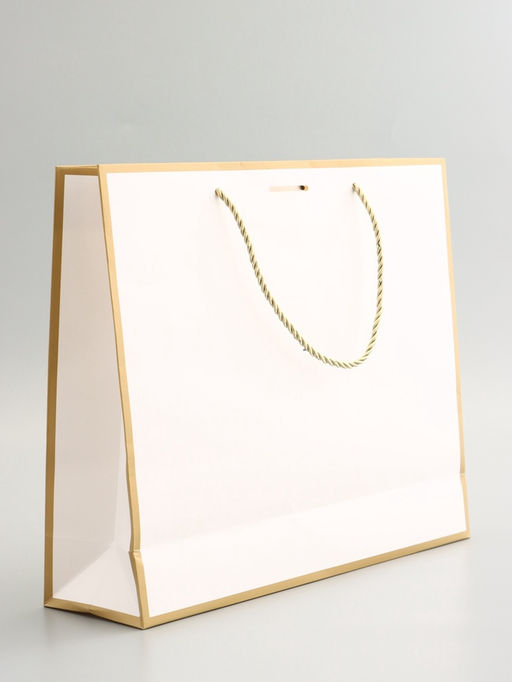 Пакет подарочный, белый, с бантом, 35 х 30 х 10 см