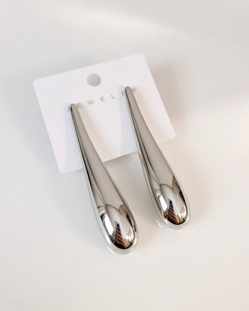 Стильные серьги