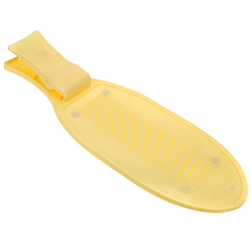 Доска разделочная пластмассовая 18,5х50х1см, рыбная, с зажимом, с антискользящими ножками, цвета микс (Китай)