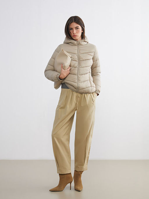 Kap??onlu Kad?n ?i?me Mont