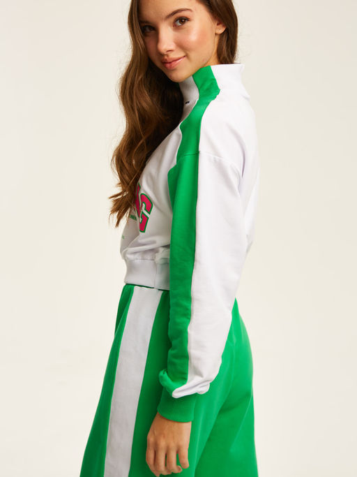 Костюм спортивный