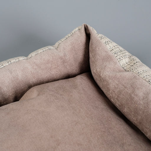 Лежанка-диван, 53×42×11 см, с двусторонней подушкой, цвет МИКС